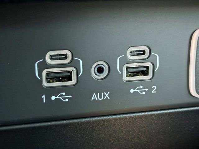 New 2025 Jeep Grand Cherokee Limited w/ Black Appearance Package image 20