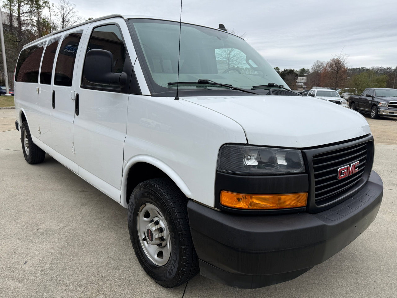 Used 2023 GMC Savana 3500 LS image 7
