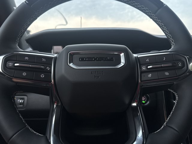 New 2027 GMC Acadia Denali Ultimate w/ LPO, Floor Liner Package AWD/4WD image 23