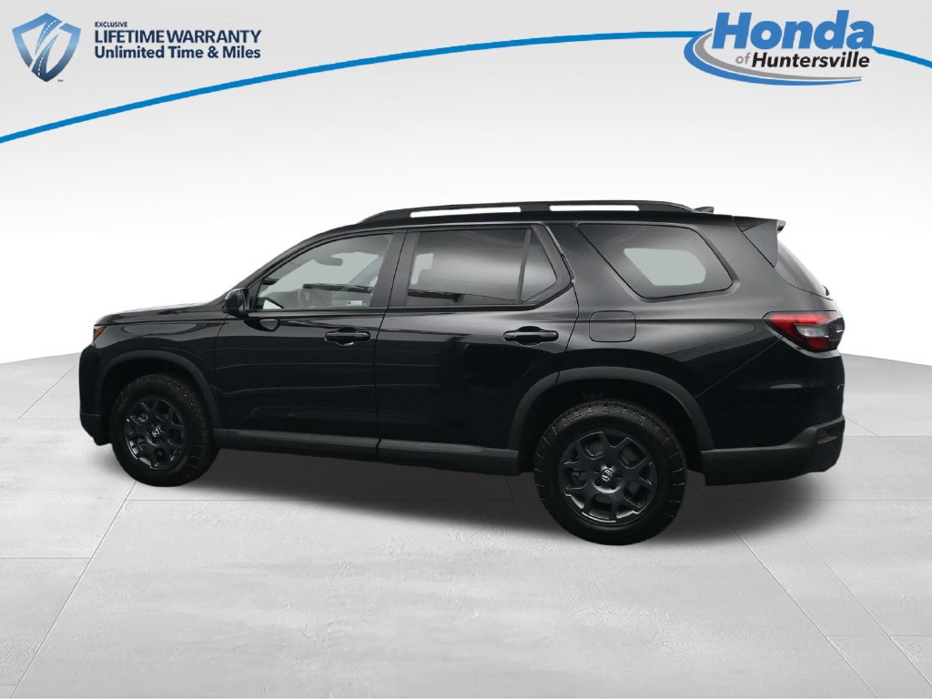 New 2026 Honda Pilot TrailSport image 6