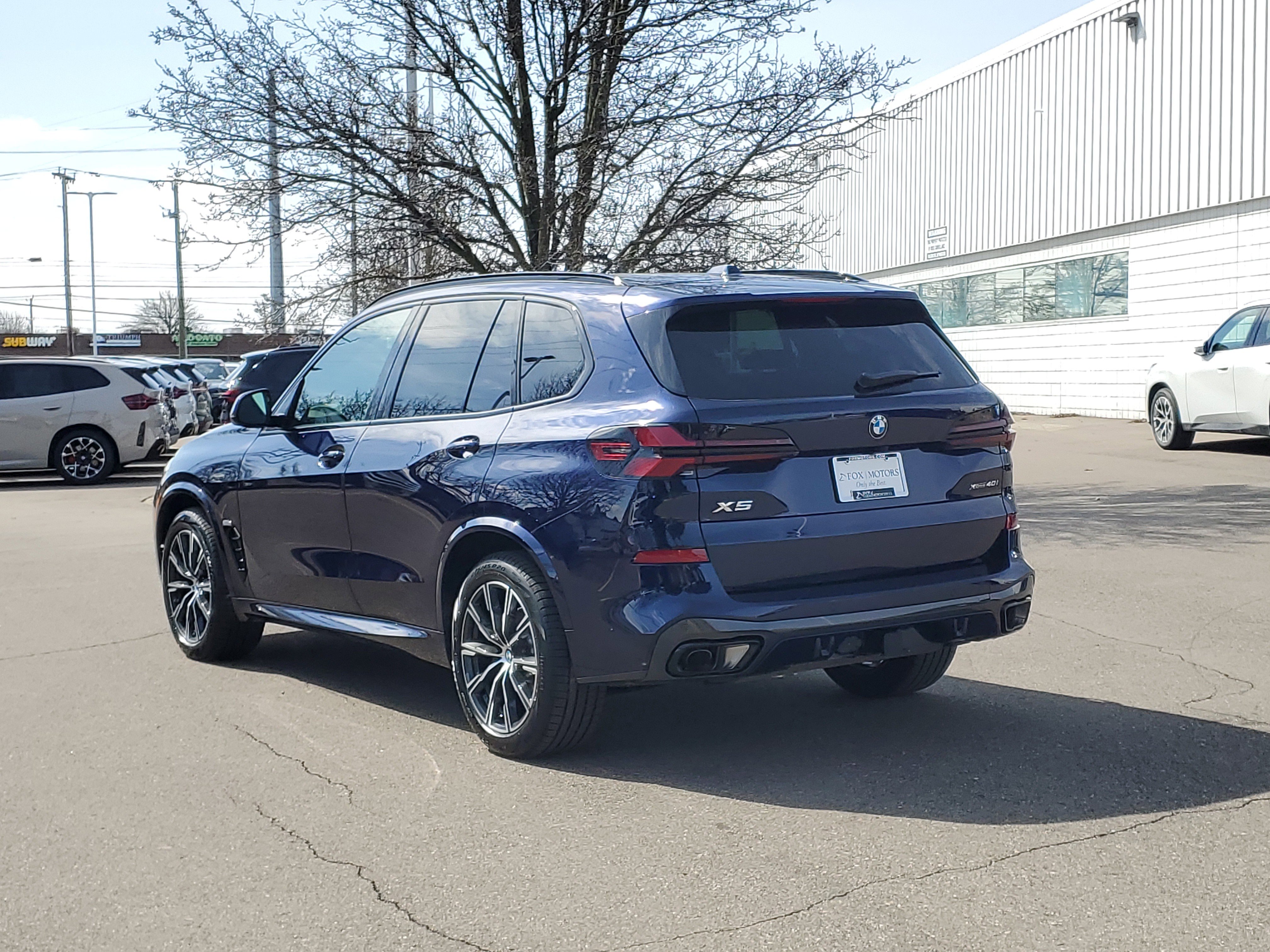 New 2026 BMW X5 xDrive40i w/ M Sport Package image 2