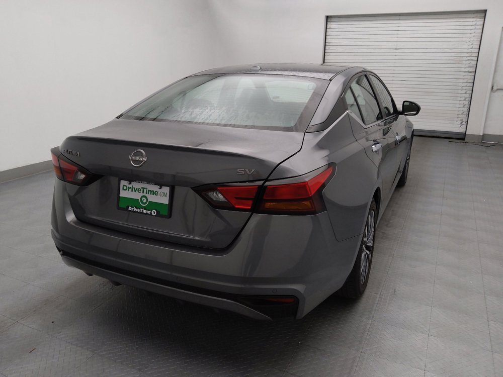 Used 2024 Nissan Altima 2.5 SV image 7
