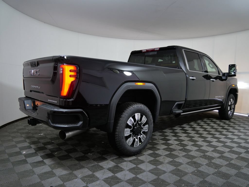 New 2026 GMC Sierra 3500 Denali w/ Denali Reserve Package AWD/4WD image 2