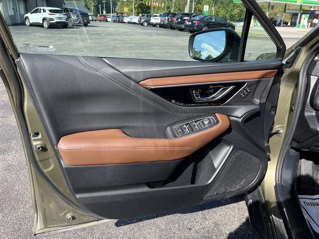 Used 2020 Subaru Outback Touring AWD/4WD image 19