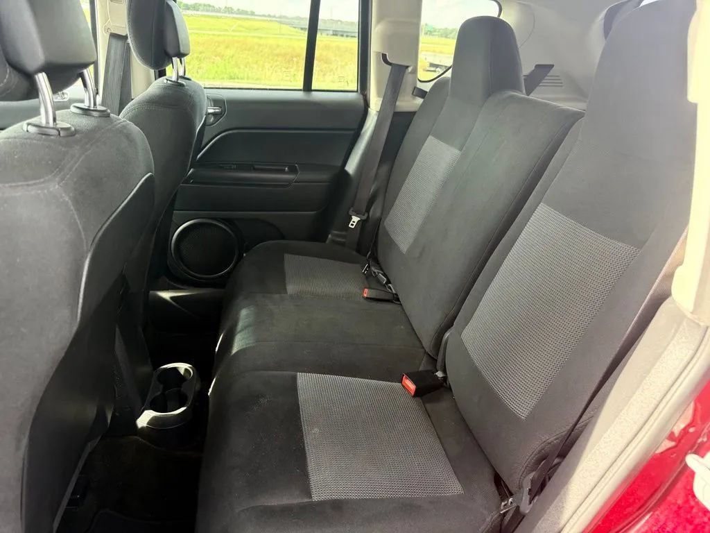 Used 2016 Jeep Compass Sport w/ Power Value Group FWD image 14