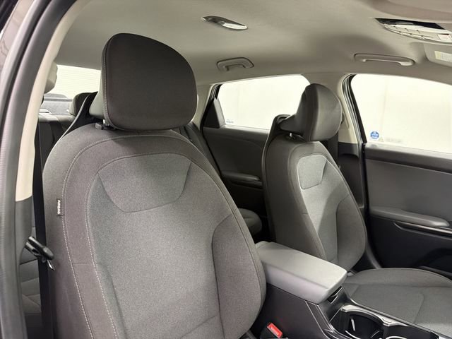 Used 2025 Kia K4 LXS image 18