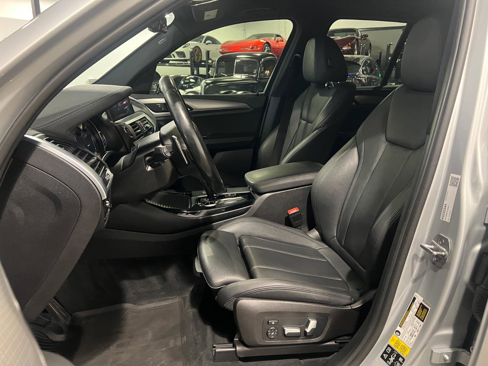 Used 2019 BMW X3 M40i image 9