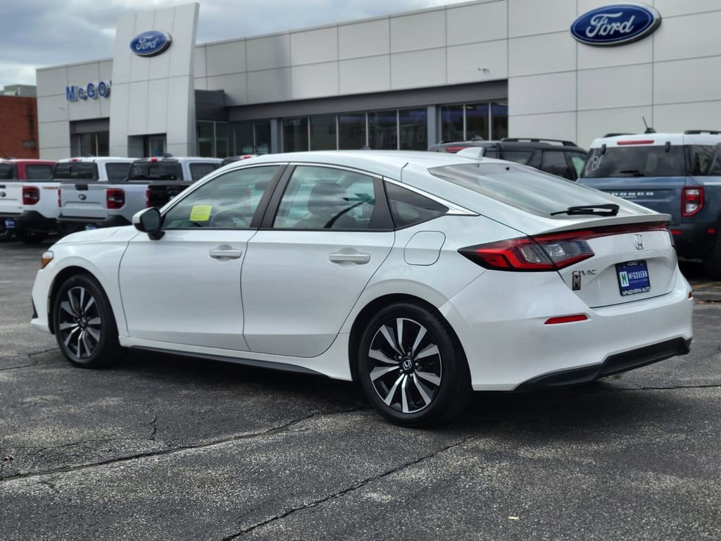 Used 2023 Honda Civic EX-L image 3