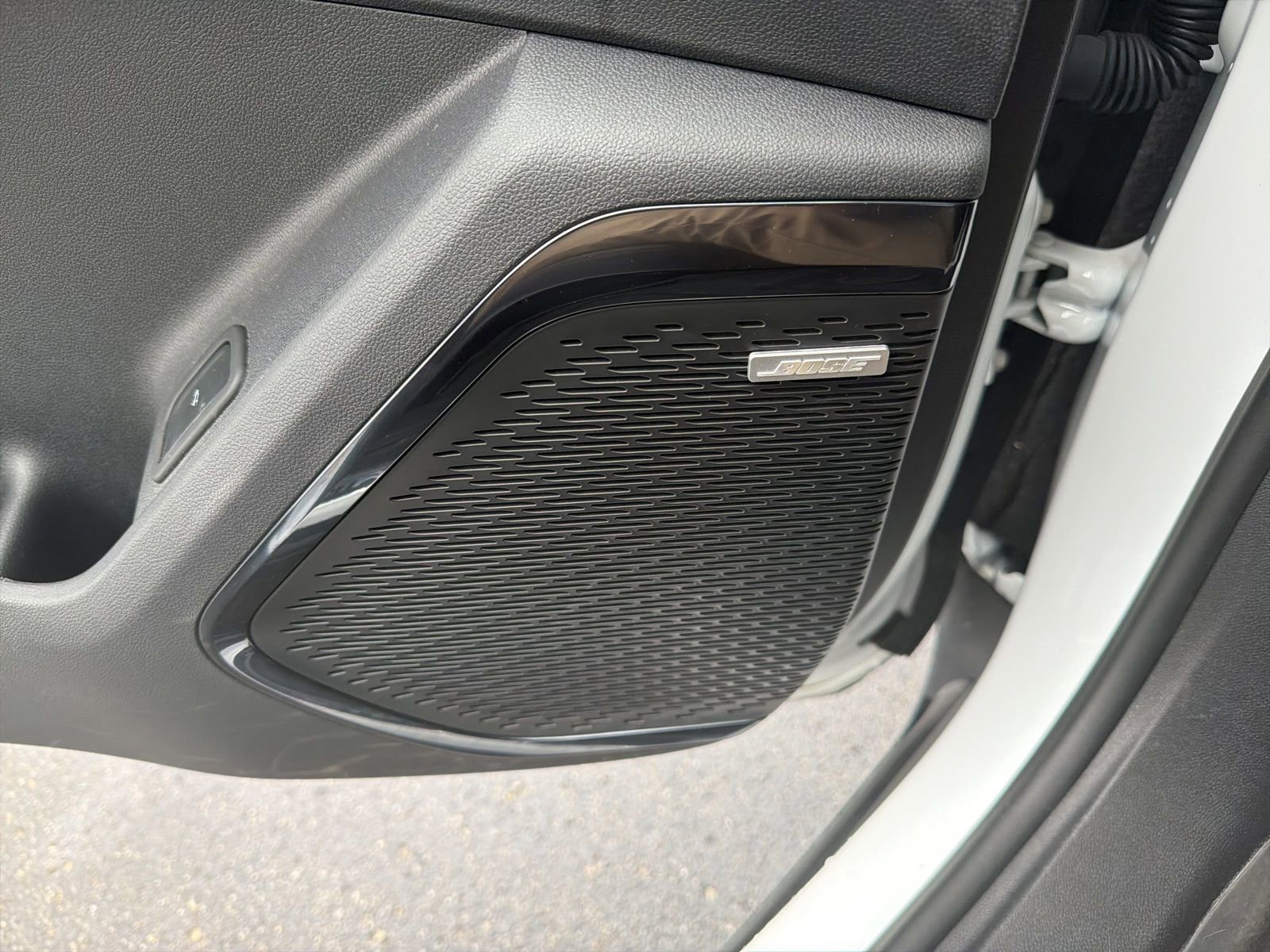 Certified 2024 GMC Acadia AT4 w/ Luxury Package image 22