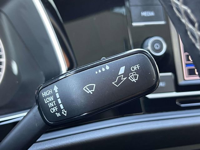 Certified 2021 Volkswagen Jetta R-Line w/ R-Line Cold Weather Package image 25