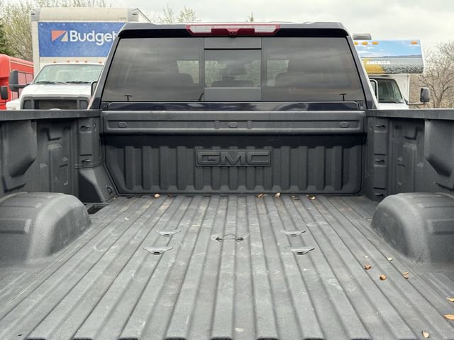 Used 2025 GMC Sierra 3500 SLT w/ SLT Convenience Package image 28