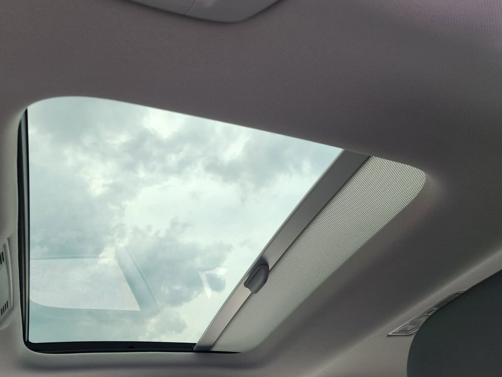 New 2026 Volkswagen Jetta SEL image 8