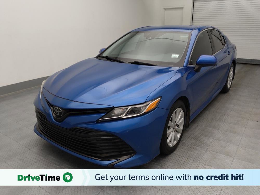 Used 2020 Toyota Camry LE image 1