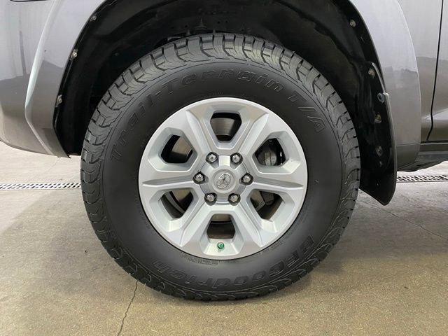 Certified 2019 Toyota 4Runner SR5 Premium image 26