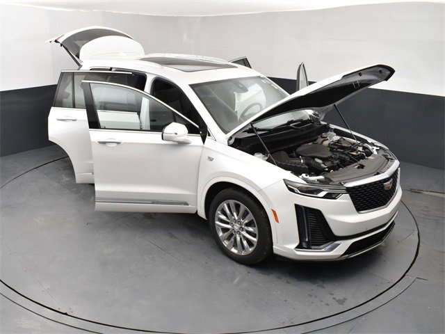 Used 2023 Cadillac XT6 Premium Luxury w/ LPO, Floor Liner Package image 27