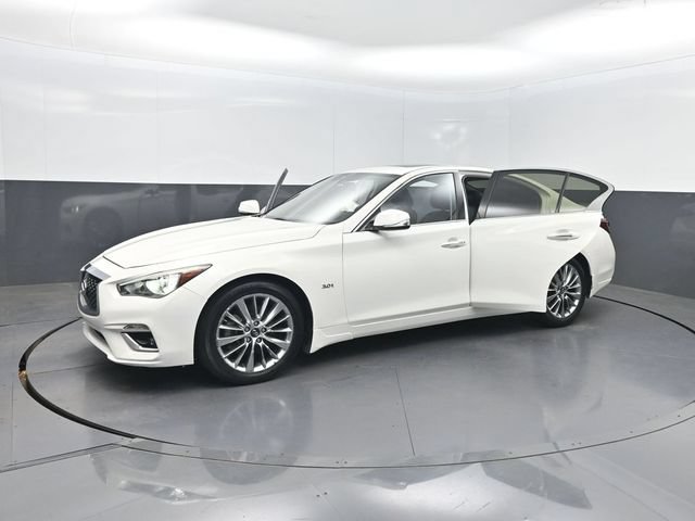 Used 2019 INFINITI Q50 Luxe w/ Essential Package (3.0T Luxe) RWD image 10