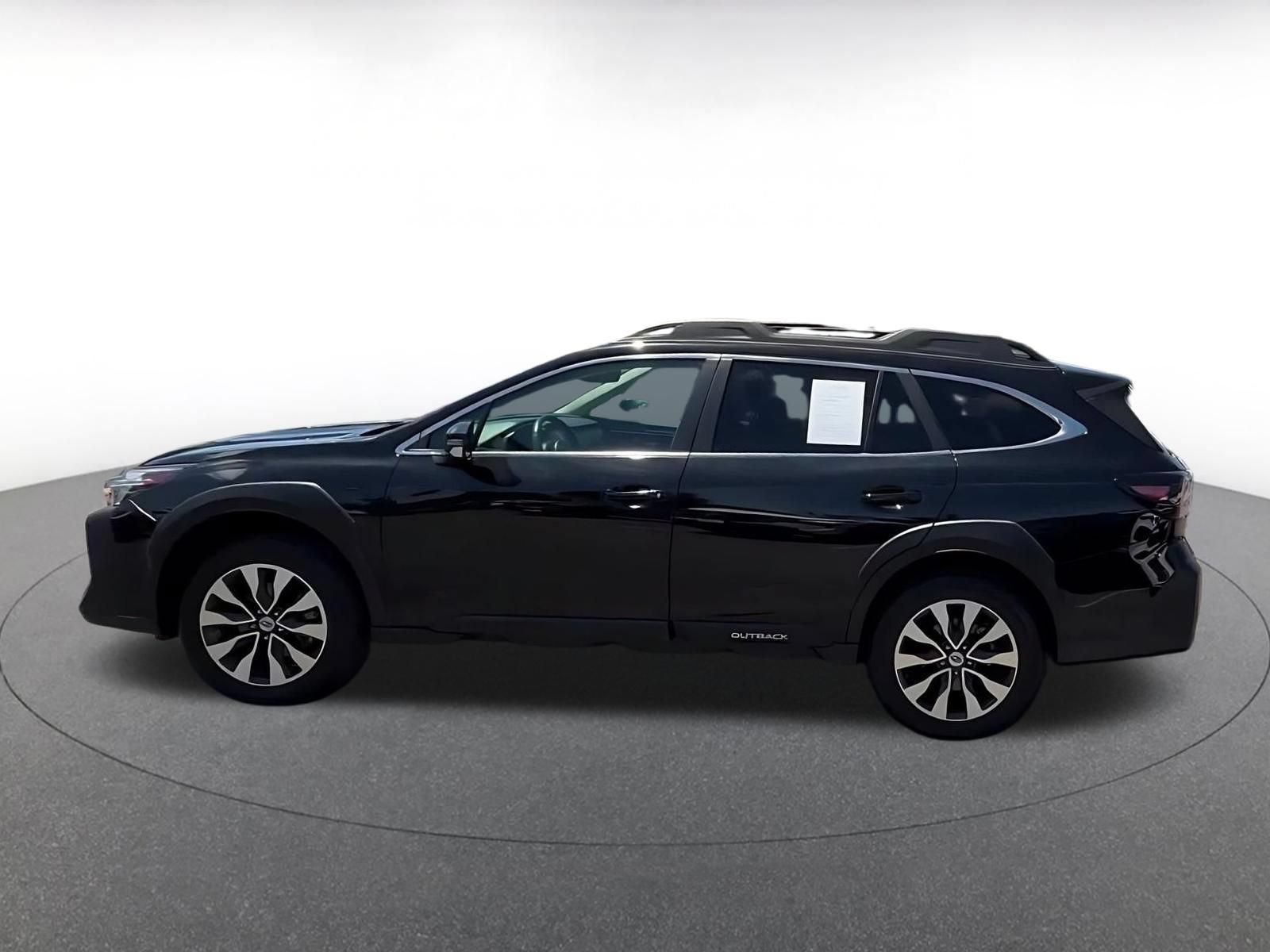 Used 2024 Subaru Outback Limited AWD/4WD image 10