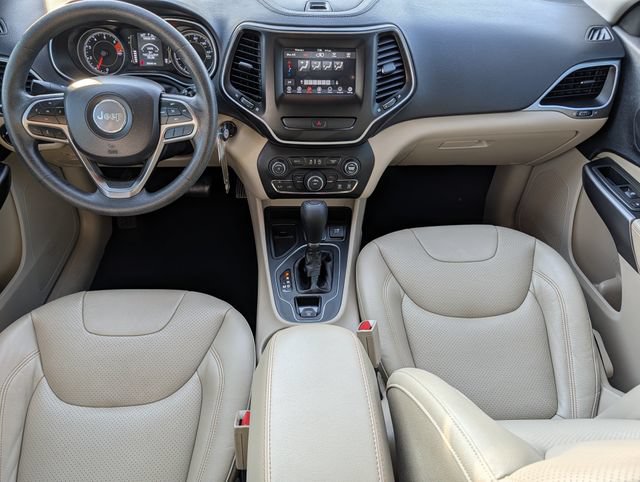 Used 2019 Jeep Cherokee Latitude w/ Popular Appearance Group FWD image 12