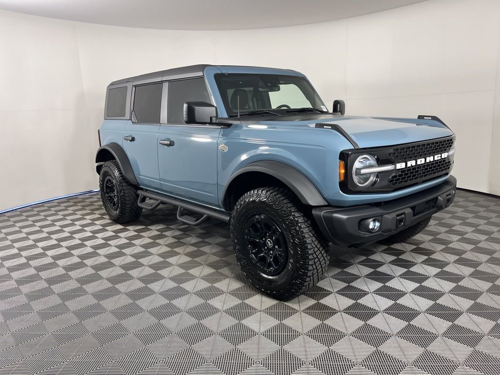 Used 2023 Ford Bronco Wildtrak image 14
