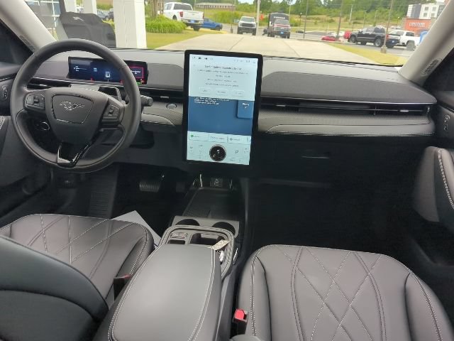 Used 2025 Ford Mustang Mach-E Select AWD/4WD image 16