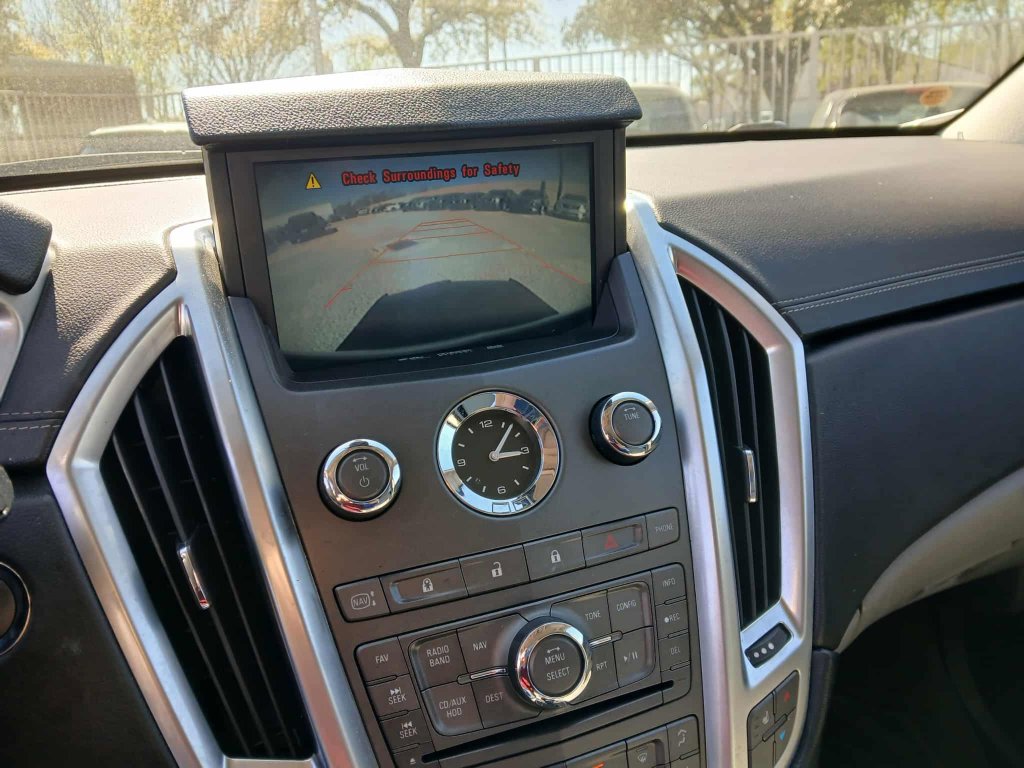 Used 2010 Cadillac SRX Luxury image 13