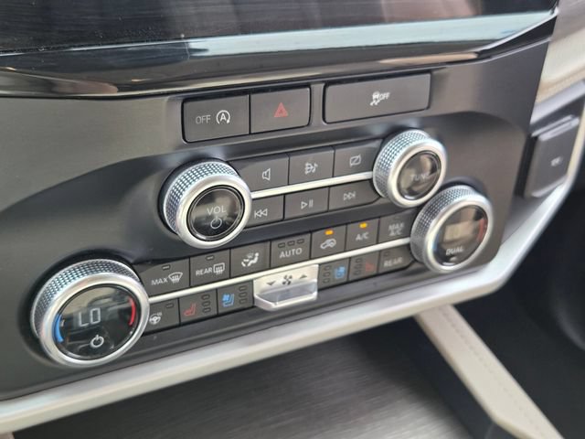 Used 2024 Ford Expedition Max Limited RWD image 21