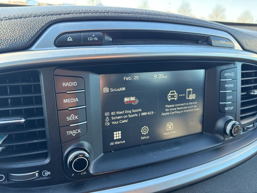 Used 2017 Kia Sorento LX w/ LX Convenience Package image 22