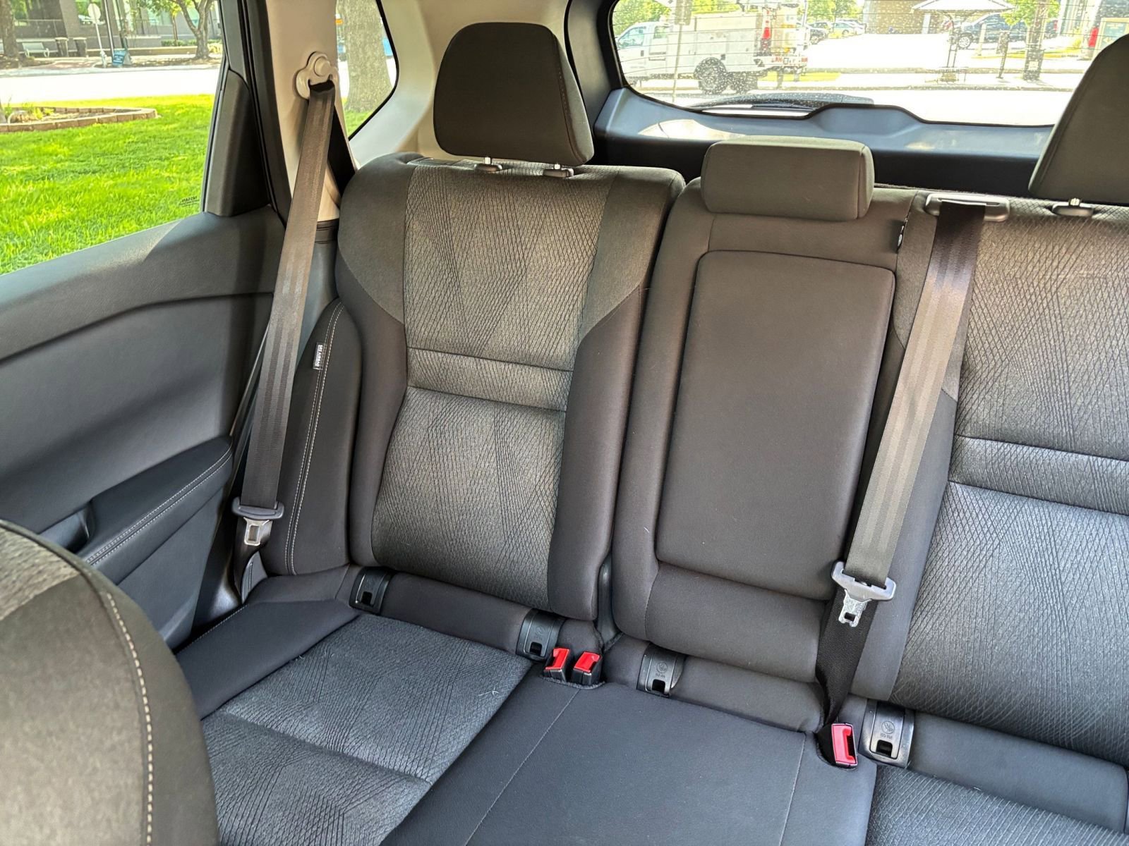 Used 2025 Nissan Rogue SV FWD image 34