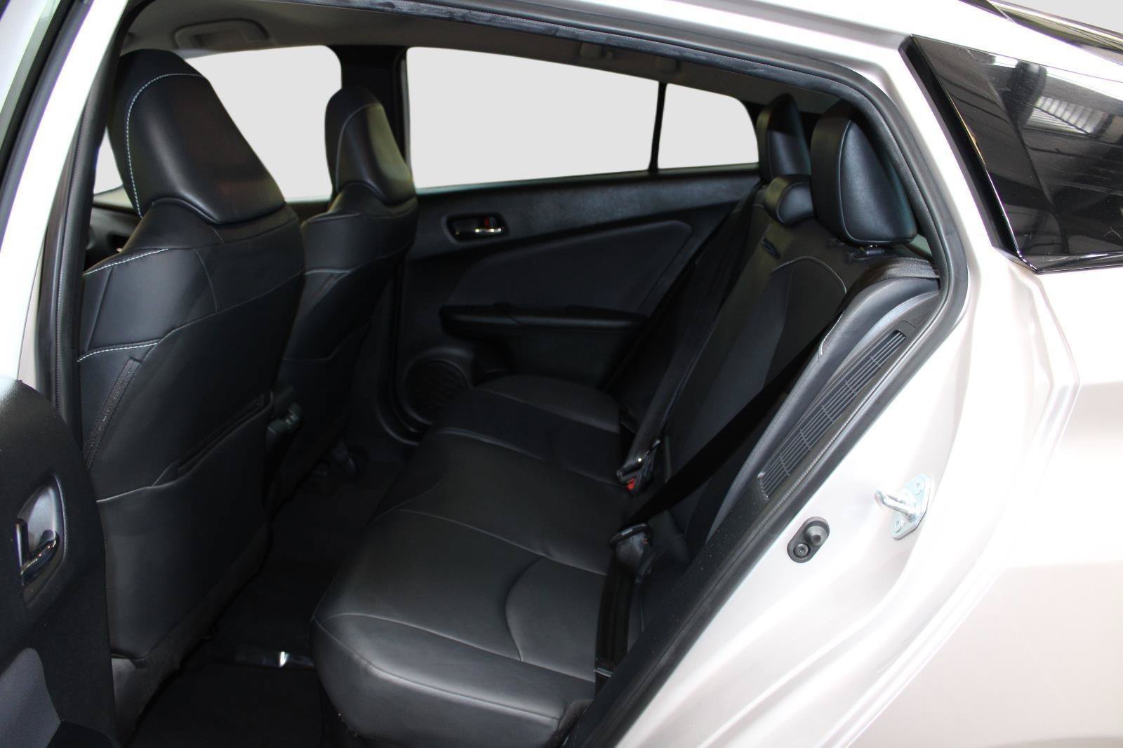 Used 2021 Toyota Prius Prime XLE FWD image 37