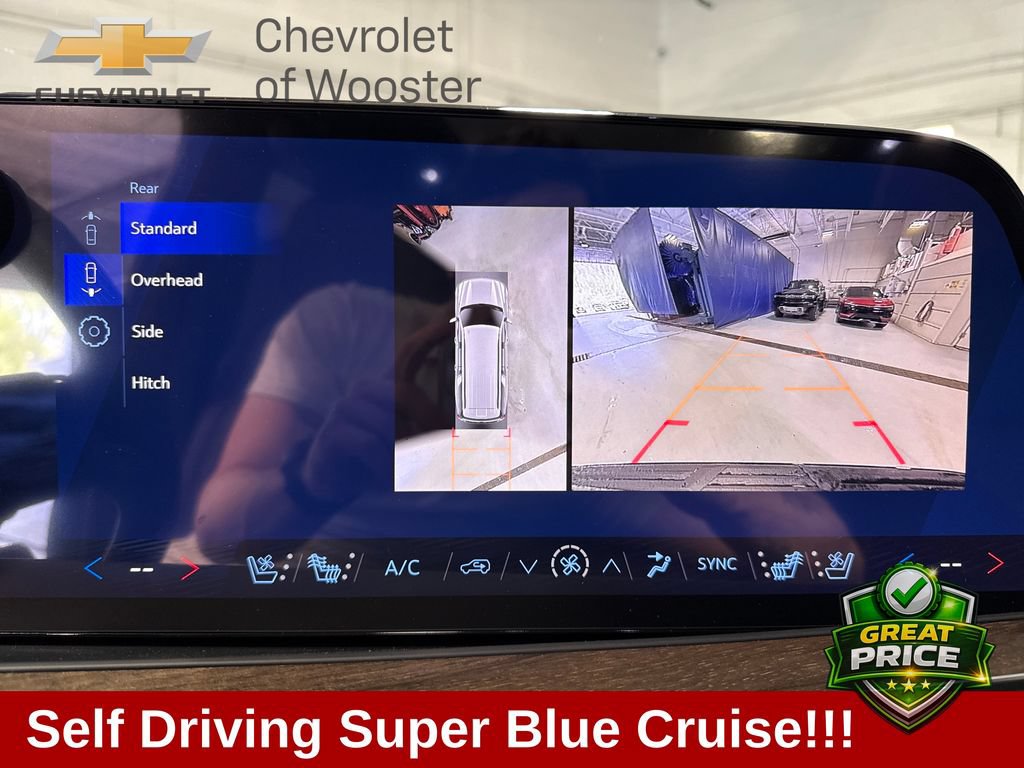 New 2026 Chevrolet Suburban High Country AWD/4WD image 17