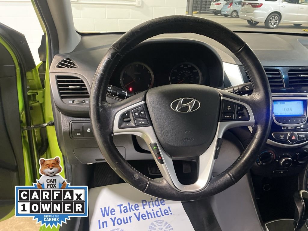 Used 2012 Hyundai Accent SE image 19