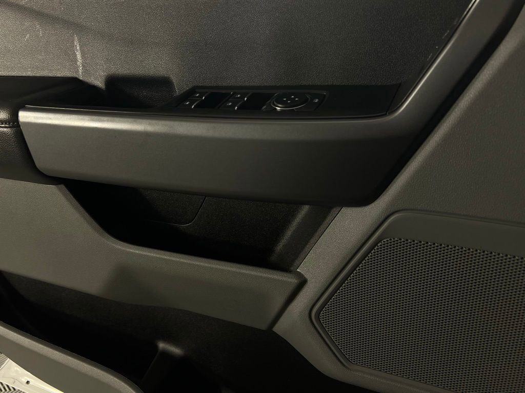 Used 2025 Ford F250 XLT image 25