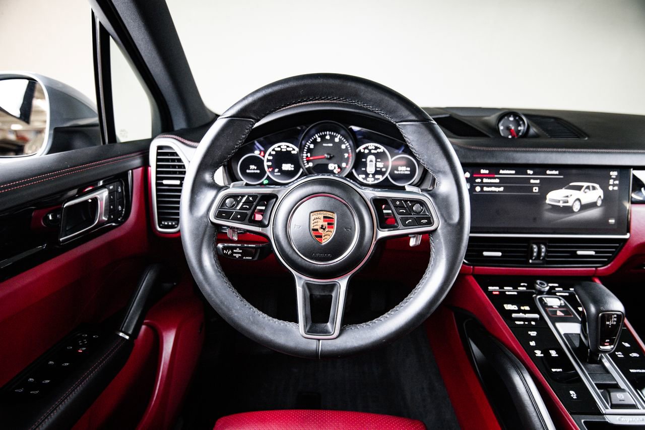 Used 2023 Porsche Cayenne AWD/4WD image 26