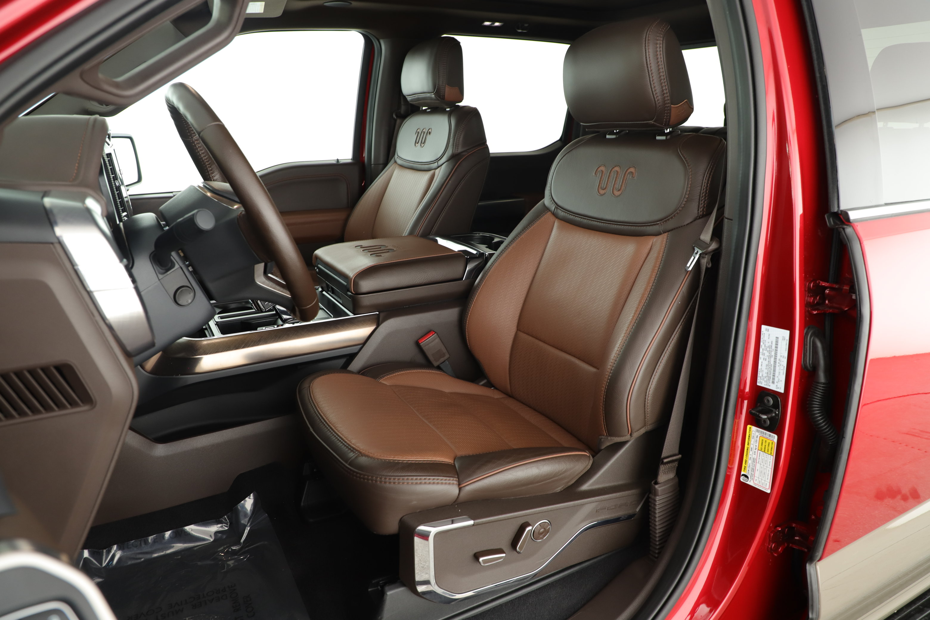 Used 2025 Ford F150 King Ranch AWD/4WD image 9