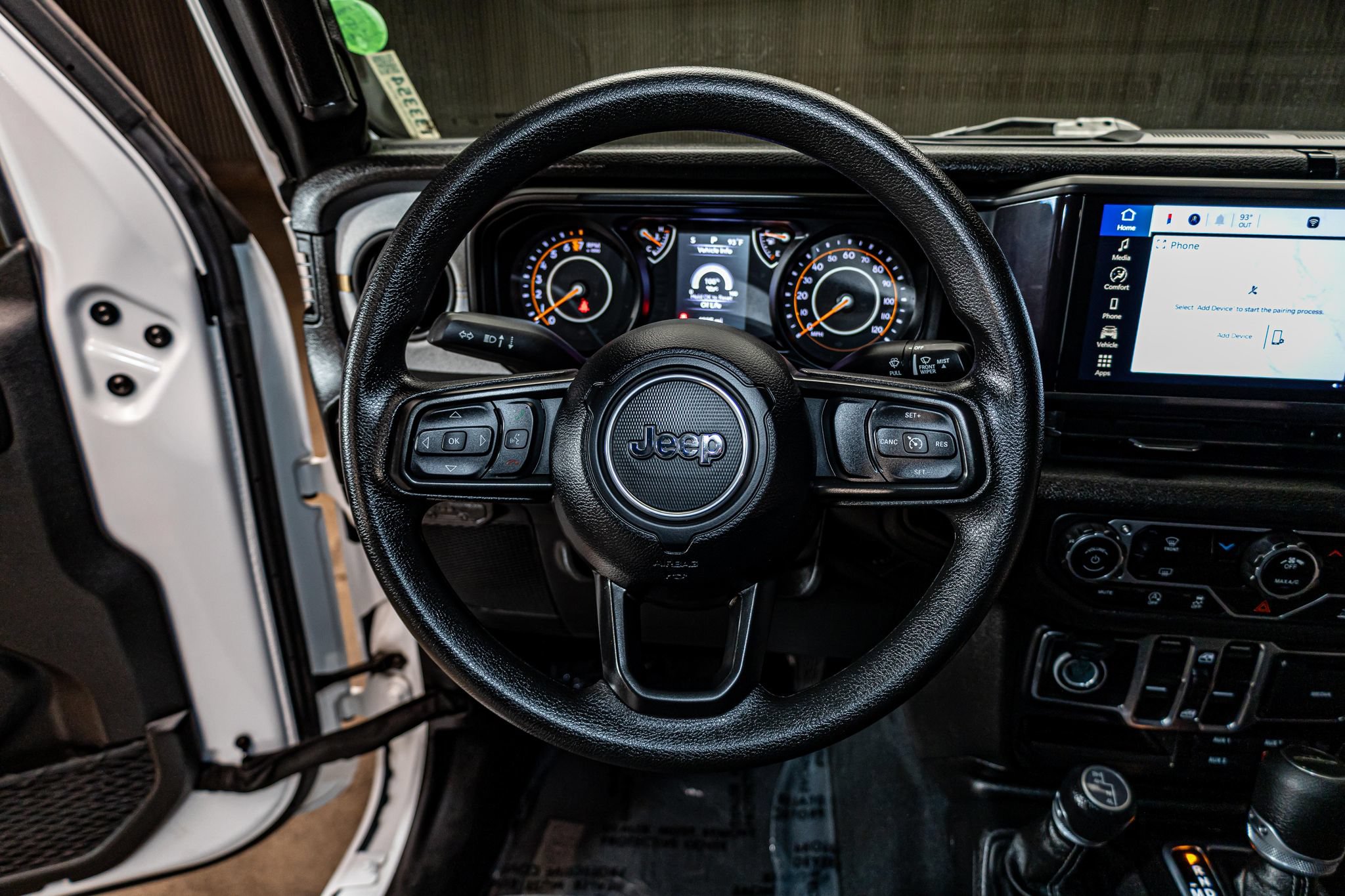 Used 2025 Jeep Gladiator Mojave AWD/4WD image 15