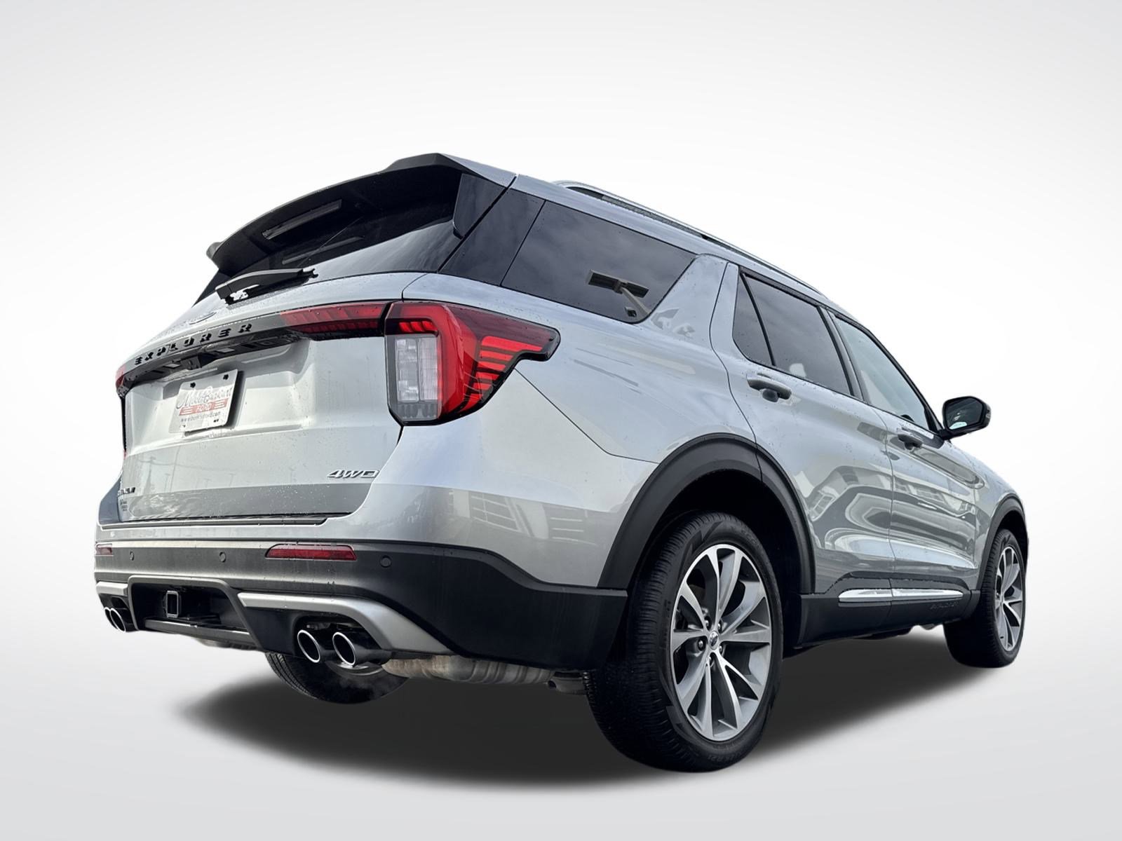 Used 2025 Ford Explorer Platinum w/ Ultimate Package image 9