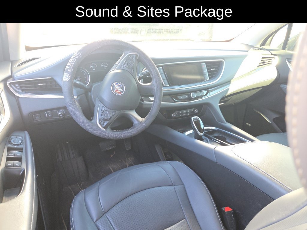 Used 2020 Buick Enclave Essence w/ Sound and Sites Package FWD image 10