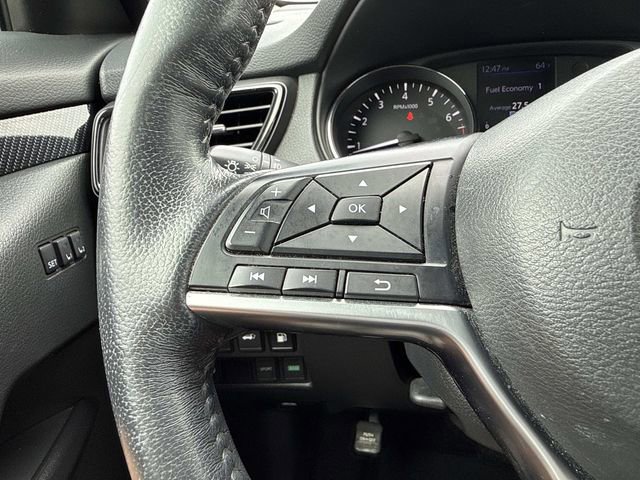 Used 2018 Nissan Rogue SL image 29