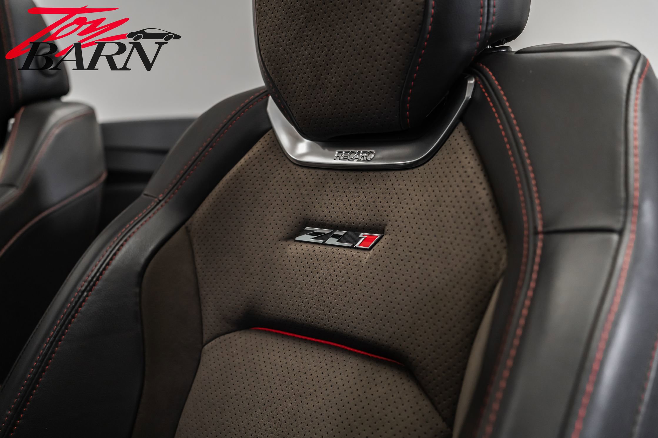 Used 2018 Chevrolet Camaro ZL1 image 35