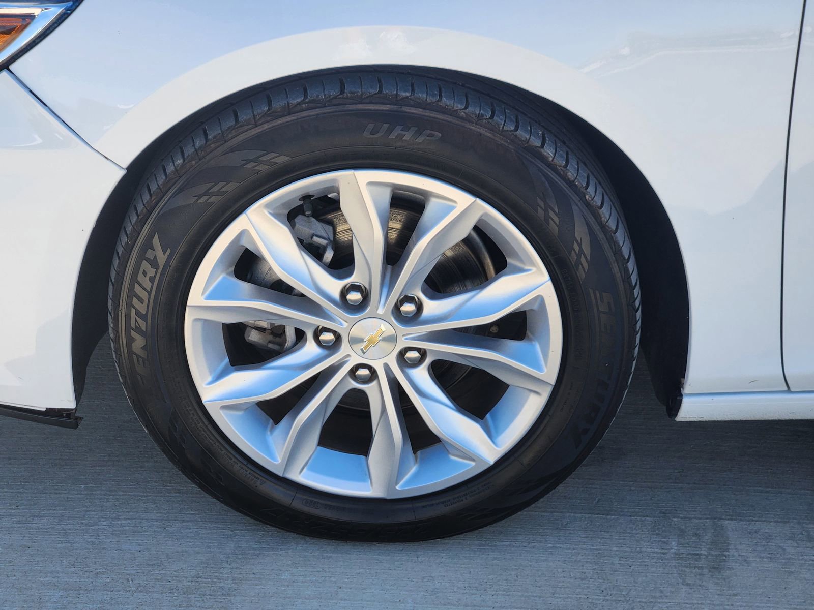 Used 2023 Chevrolet Malibu LT image 11