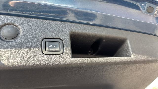 Used 2024 Chevrolet Equinox LT FWD image 35