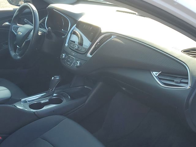 Certified 2017 Chevrolet Malibu LT image 27