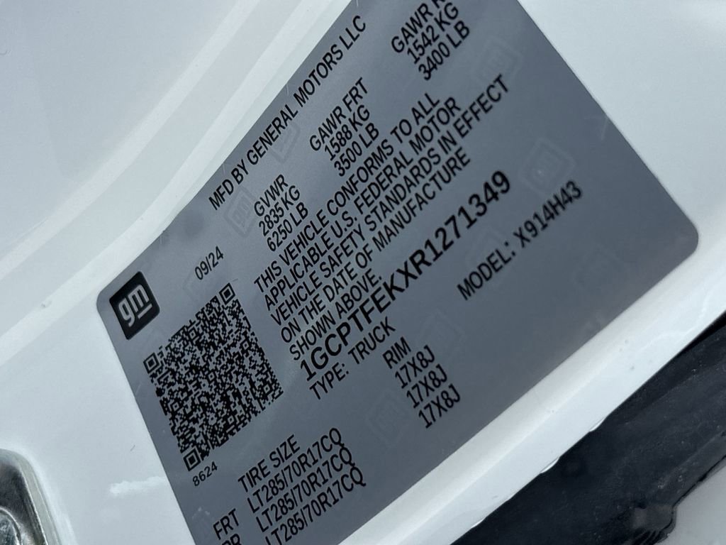 Certified 2024 Chevrolet Colorado ZR2 w/ Technology Package image 37