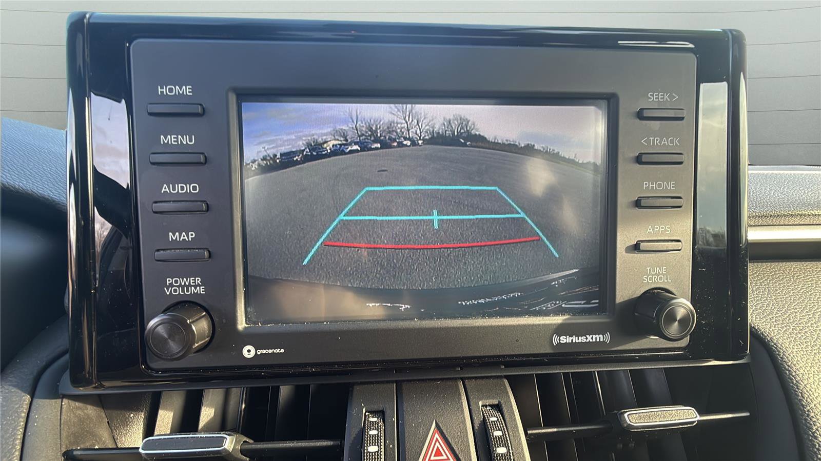 Used 2021 Toyota RAV4 XLE Premium image 20