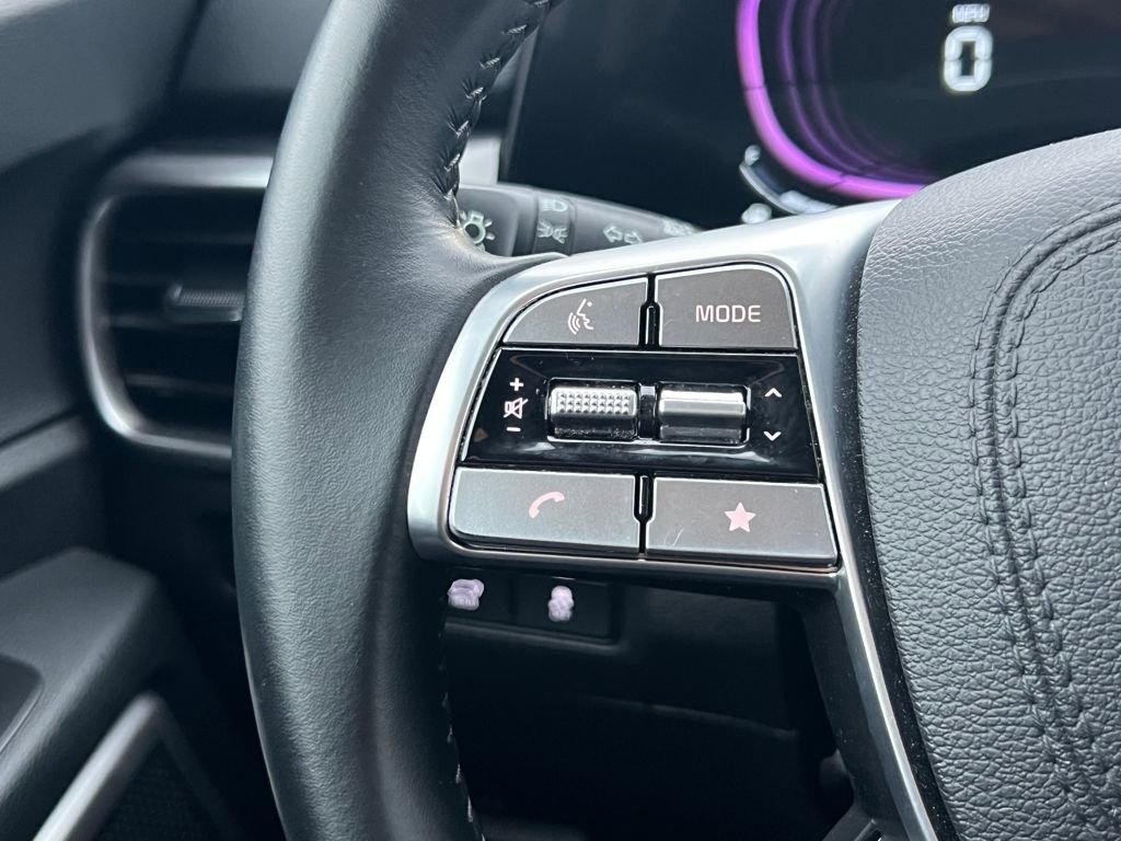 Used 2025 Kia Telluride S image 23