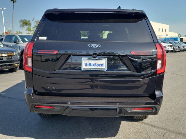 New 2026 Ford Expedition Platinum w/ Stealth Appearance Package AWD/4WD image 22