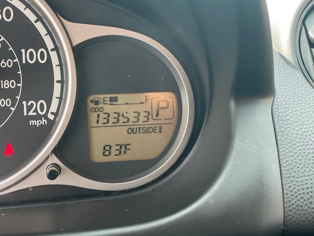 Used 2011 MAZDA MAZDA2 Touring FWD image 23