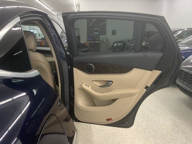 Used 2017 Mercedes-Benz GLC 300 4MATIC Coupe image 31