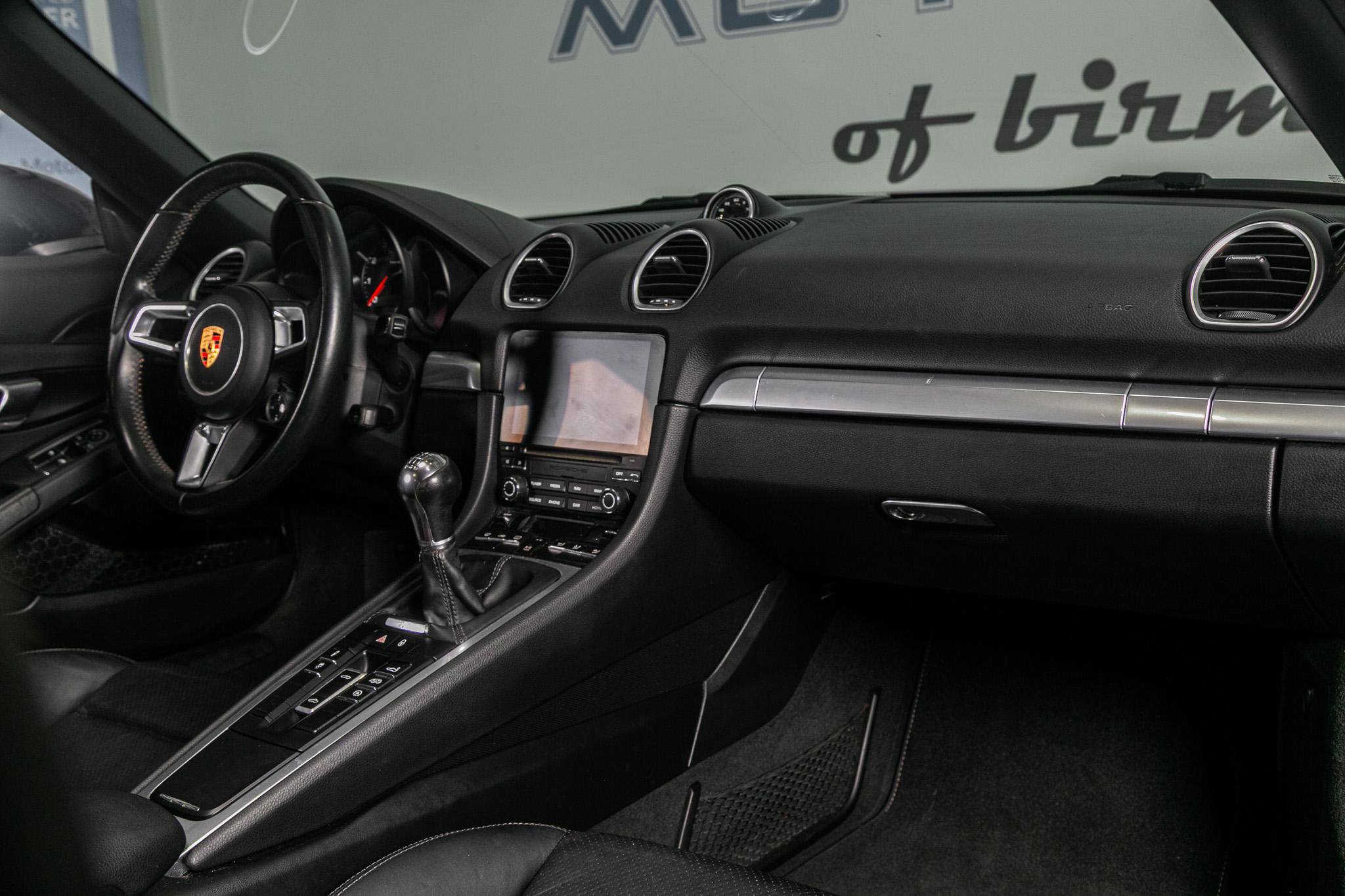Used 2018 Porsche 718 Boxster w/ Sport Chrono Package RWD image 24