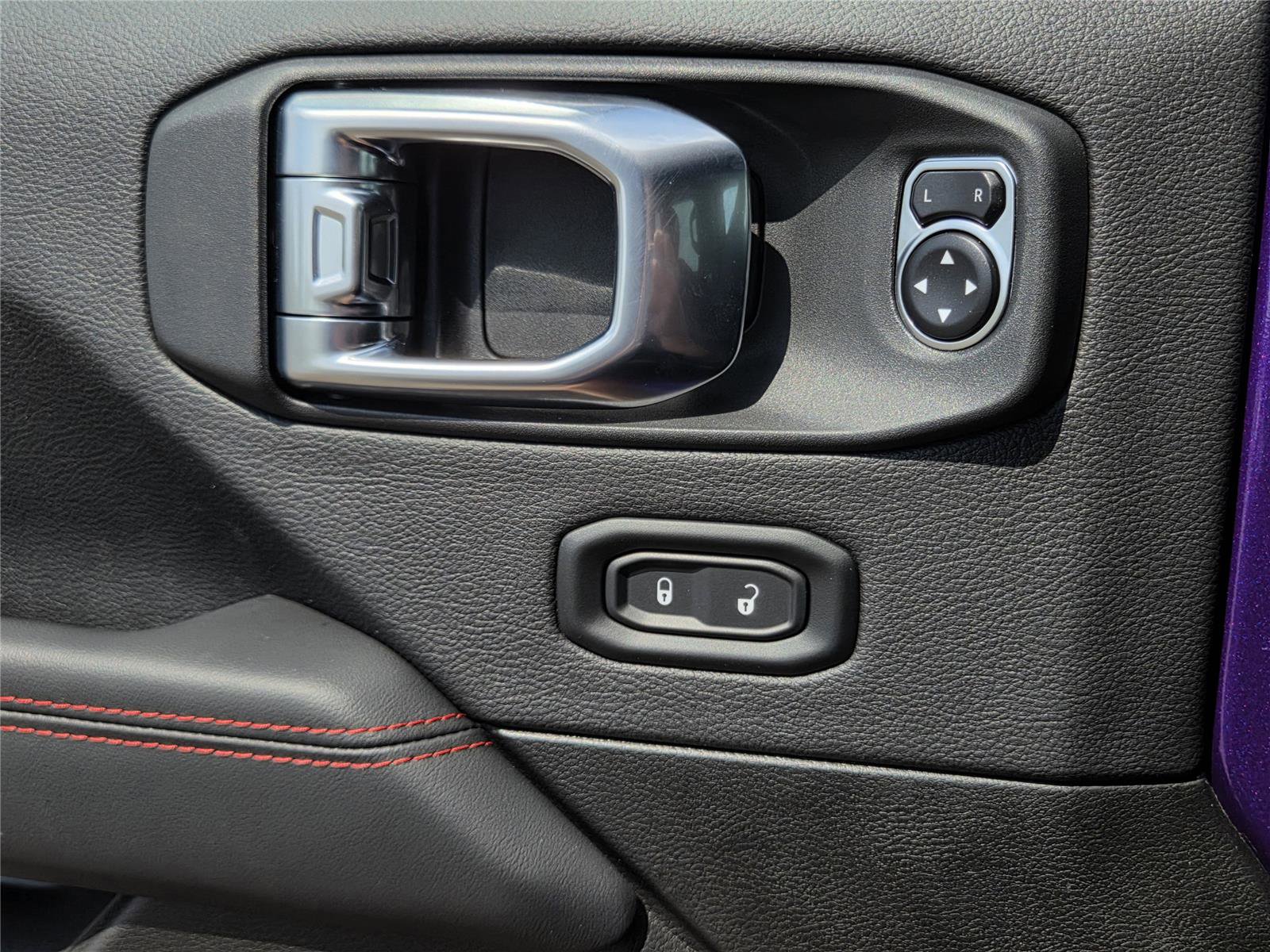 New 2026 Jeep Wrangler Unlimited Rubicon w/ Xtreme 35 Tire Package image 19